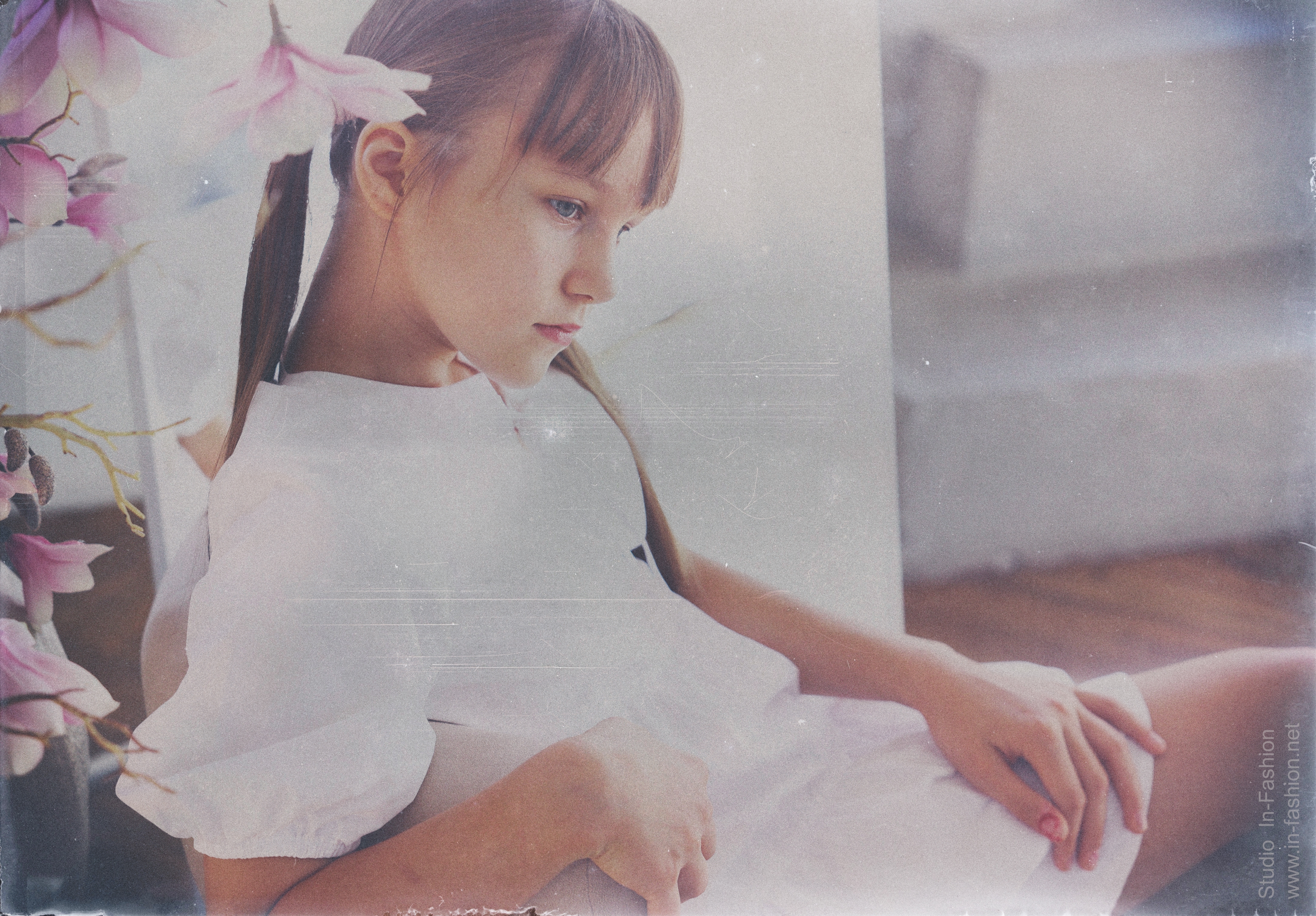 Child photomodel Kira  (in-fashion.net)